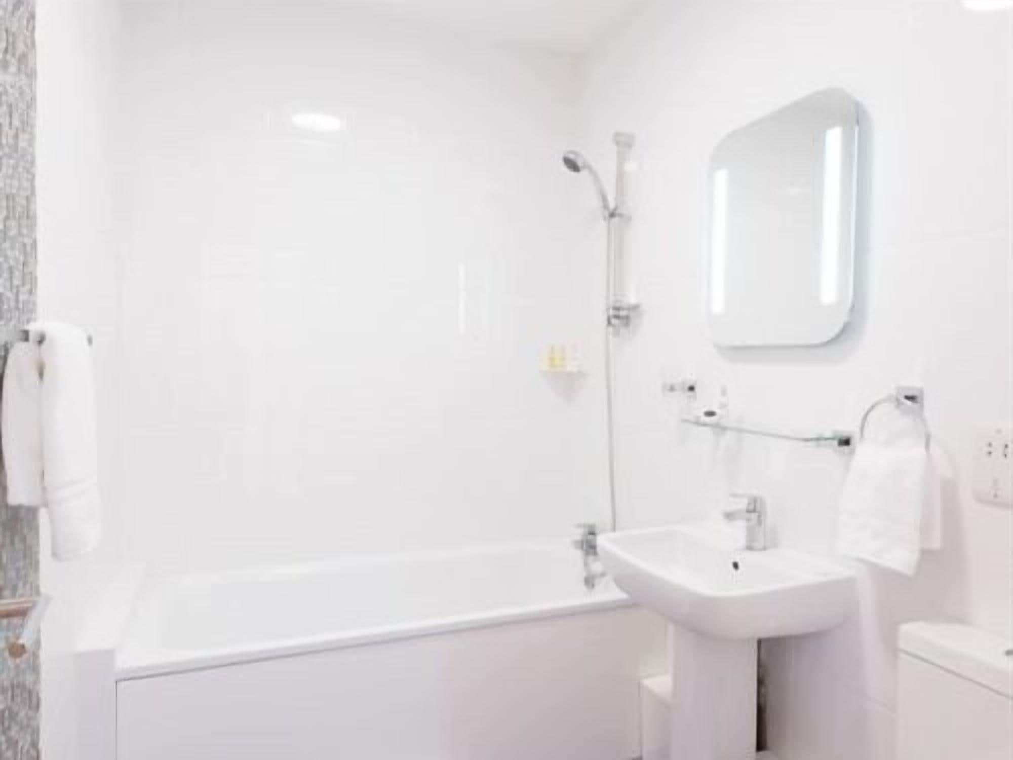 Signature Hotel London Ilford Eksteriør bilde